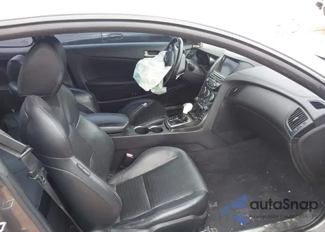 2013 Hyundai Genesis 3.8 Grand Touring z USA, uszkodzony, nr VIN KMHHU6KJ9DU089738